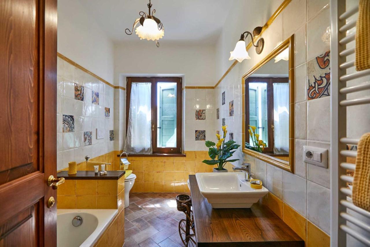 Agriturismo Montecrespini Saturnia Bagian luar foto